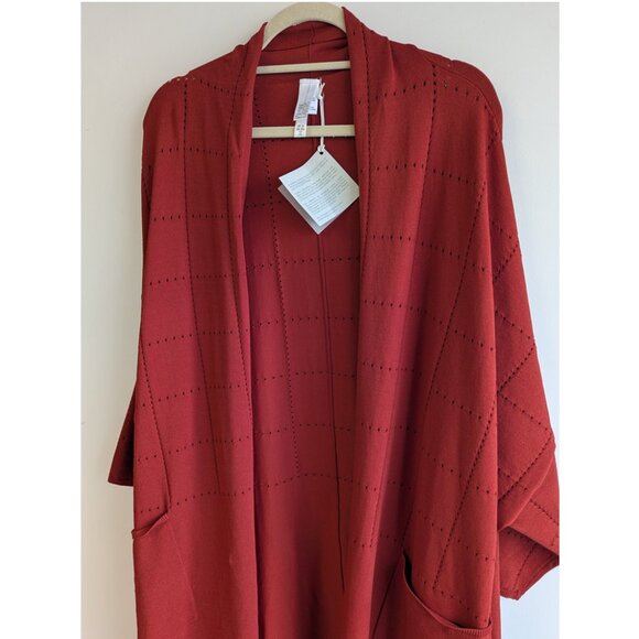 Wynne Layers Pointelle Drama Kimono - Picture 4 of 10